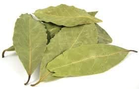 Regal Whole Bay Leaves Spice - 1.5 oz Dried Bay Leaf Herb for Strong and Tangy Flavor in Cooking & Seasoning