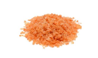 Set, Sriracha, Grind Gourmet Sriracha Flavored Salt and Salt Grinder Gift Jar of Sriracha Flake Salt and Salt Grinder
