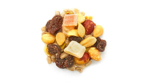 2.2 lb (35.2 oz), Yupik Trail Mix, A Blend of Peanuts, Raisins, Sunflower Seeds, Pineapples, Papaya, Raisins, Pumpkin