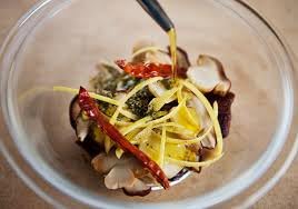 ElleEsse 250mL Elle Esse - Porcini Mushroom Infused Extra Virgin Olive Oil Rich Umami Flavor, Gourmet Finishing Oil