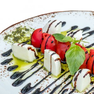 (8.5 Giusto Sapore Dark Balsamic Vinegar - Premium Italian Gourmet Gluten Free Brand- Imported from Italy and Family
