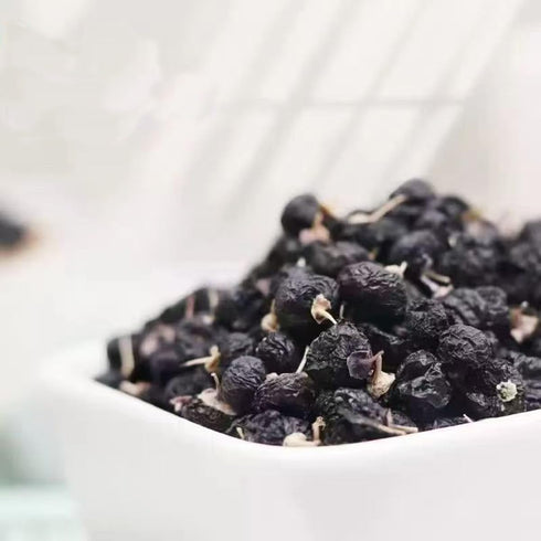 MIHUNTANG 8.8oz Berries250g Black Goji Berries Qinghai Wolfberry Berry tea Dried Goji