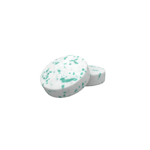 1.5 oz (8 Count) ICE BREAKERS Wintergreen Sugar Free Mints Tins