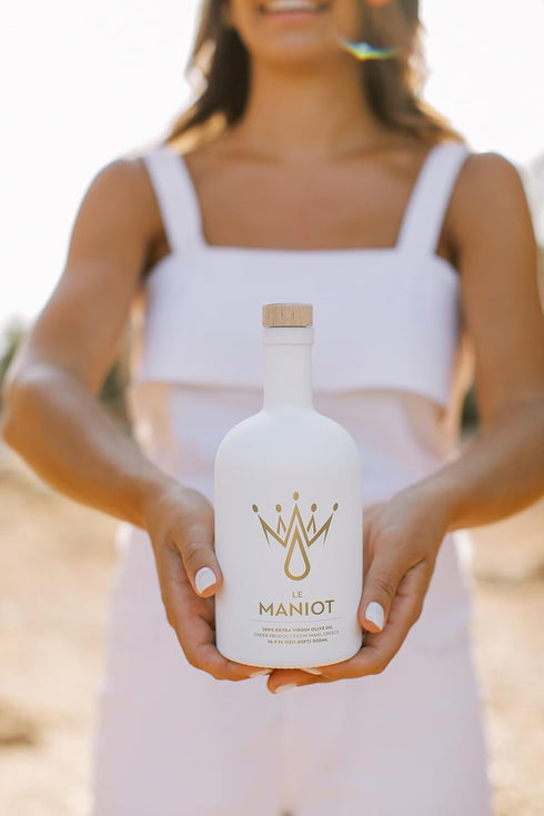 Le Maniot 500mL, Extra Virgin Olive Oil, Glass Bottle, Family-Owned, Complex Robust Flavor, Cold Extracted, Koroneiki