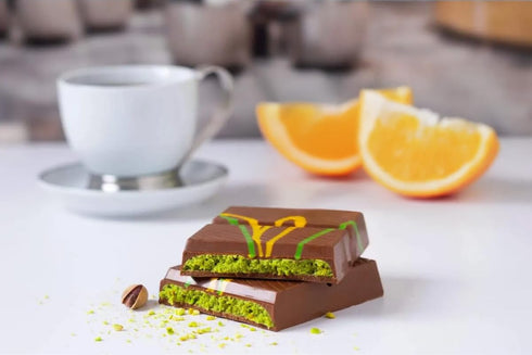(7 UniqBite Dubai Chocolate Bar Pistachio, Crunchy Loaded Viral Knafeh Chocolate Bar with Pistachio Cream and Kataifi