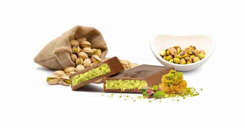 3 30g 90g Dubai Chocolate Bar Variety Hazelnut, Pistachio & Strawberry Bars, Each / Total Crunchy Loaded Viral Knafeh