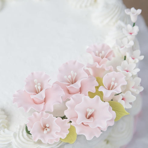 1 Count Sugar Blossom Cake Spray Gumpaste Flowers for Cake Decorating Soft Pink Cherry Blossoms with Green Leaves by