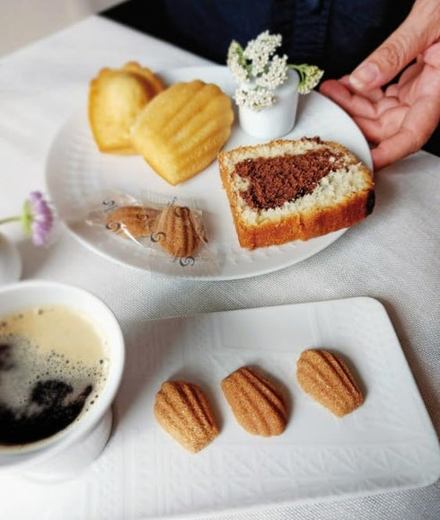 Metr Canasuc Paris, Goter Paris (Tea Time In Paris) Molded 'Madeline-Shaped' Sugars in Gift Box, Individually Wrapped