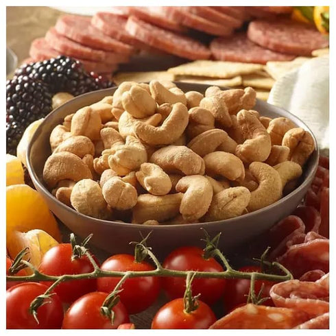 Generic 33 oz. (33 (1 Pack)) Roasted Whole Cashews with Sea Salt, Ounce