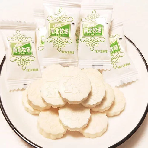 HUANYOUREN Yogurt-flavored milk cracker candy 256g (9oz), dry and chewy milk candy