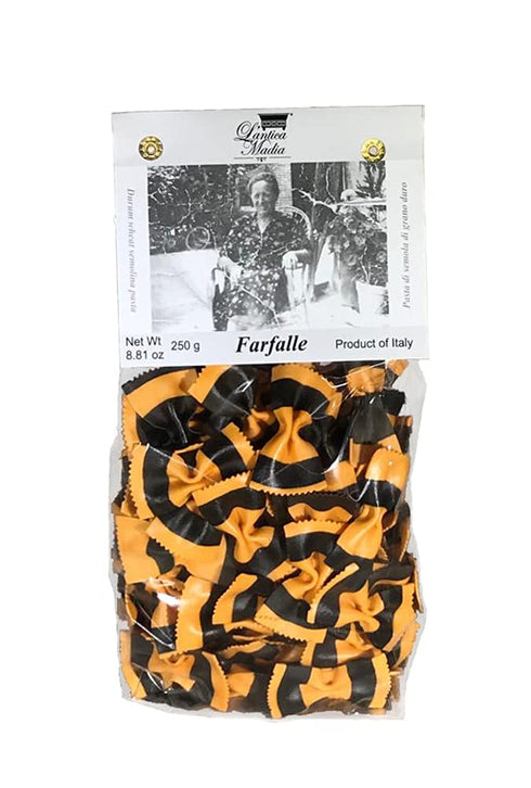 L'Antica Madia Antica Madia Farfalle Pasta with Paprika and Black Squid Ink