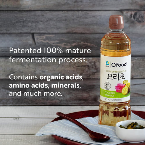 900ml) Chung Jung One O'Food Premium Korean Vinegar, Kitchen Essential Pantry Staple, Perfect for Salads (Cooking