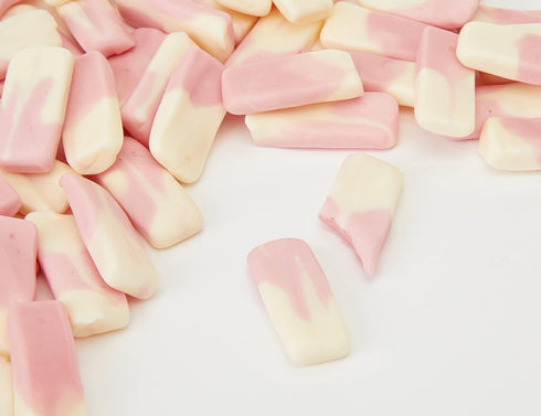 Swizzels 120g Drumstick Squashies Original Raspberry & Milk Flavour