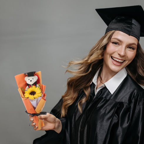 11.02 4.72 3.54 Inch 2026 PRETYZOOM Graduation Bear Bouquet x x Artificial Sunflower Bear Graduation Party Decoration