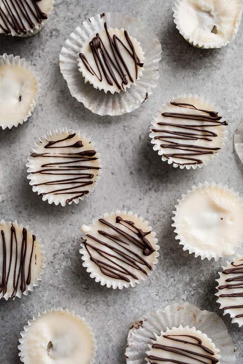 Baker's Corner 24oz Almond Bark Vanilla + Chocolate
