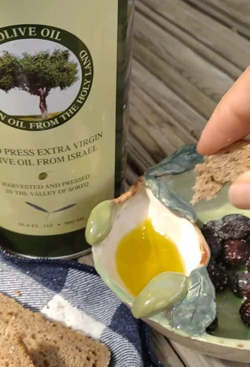 30.4 Oz HOLIVE Olive Oil from Israel | Extra Virgin | First Cold Press & Early Harvest | Polyphenol Rich | Premium Low