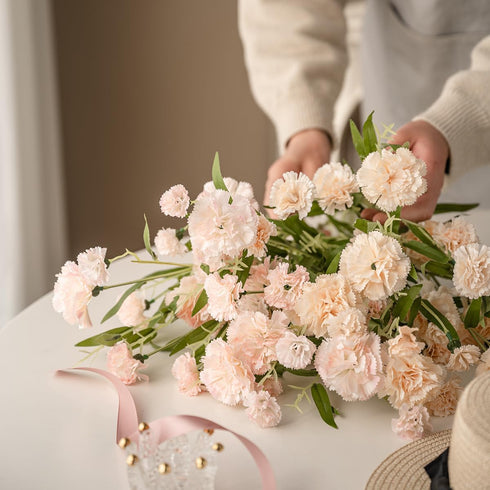 HXSCOO Carnation Simulation Bouquet Vase Flower Arrangement Plastic Flower Decoration Flower Dining Room Living Room