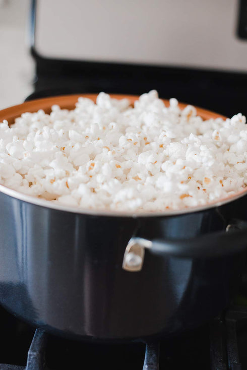 Country 1 Amish Popcorn | Peanut Oil - Gallon | Old Fashioned, Non-GMO, Gluten Free, and Kosher