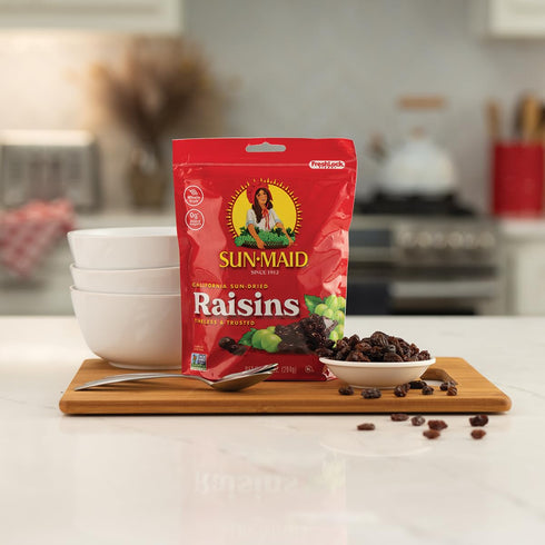 (2 Pack) 32 oz Sun-Maid California Sun-Dried Raisins - Resealable Bag - Dried Fruit Snack for Lunches, Snacks
