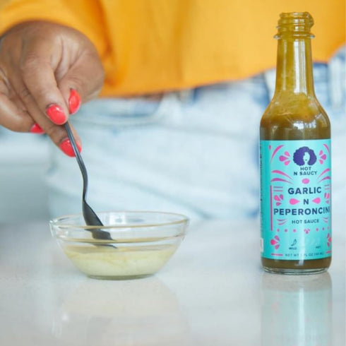 5 oz Hot N Saucy | Garlic N Peperoncini Hot Sauce, fl
