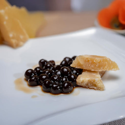 Fine Food Dittmann 24.69 oz Balsamic Vinegar Pearls, Jar Rich Balsamic Vinegar Flavor from Modena Ideal for Salads