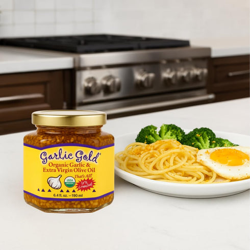 6.4 oz Garlic Gold Organic Toasted Garlic Granules in Extra Virgin Olive Oil, Crunchy Garlic in Olive Oil, Glass Jar