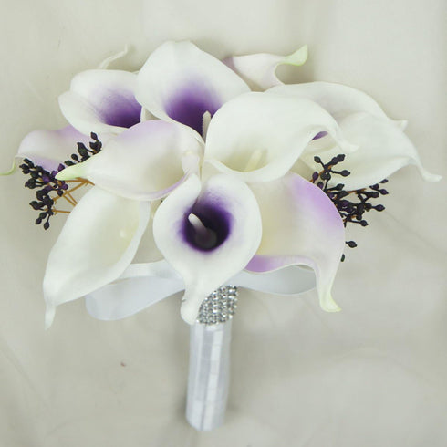 (12stems Wedding Floral Purple Center Calla Lilies with Berries Bouquet)