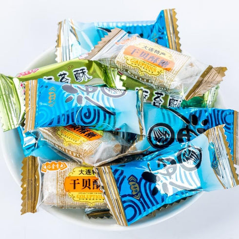 HUANYOUREN 300g/10.58oz Crispy sugar Old-fashioned shrimp sugar A variety of flavors Mixed candy Wedding candy Crispy