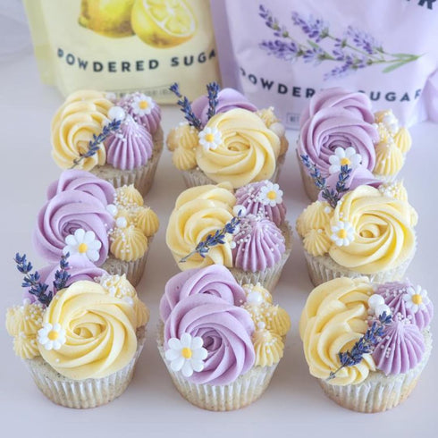 (18 Icing Daisies | Edible Sugar Flowers | Daisy Cake Toppers | Edible Flower Decorations for Baking | Simply Sucr