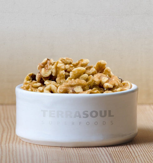2 Lbs (2 Pack) Terrasoul Superfoods Organic Raw Walnuts, - Chandler Variety | Fresh | Light Color
