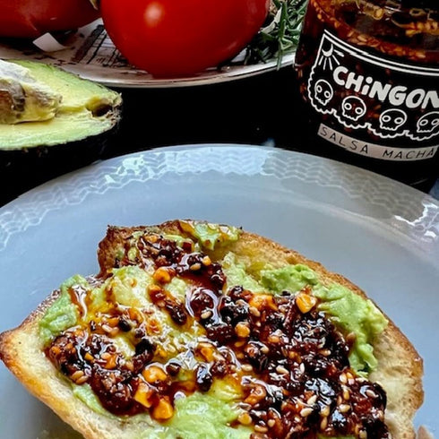 CHiNGONAs Salsa Macha - Gourmet Mexican Oil-based Chili Crunch Sauce, Vegan, Gluten-Free, 6 oz