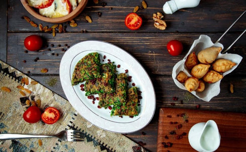 Sadaf Zaatar Seasoning, Green Zaatar Spice for Cooking and Food Seasoning, Middle Eastern Cuisine, Halal, 9.4 oz PET