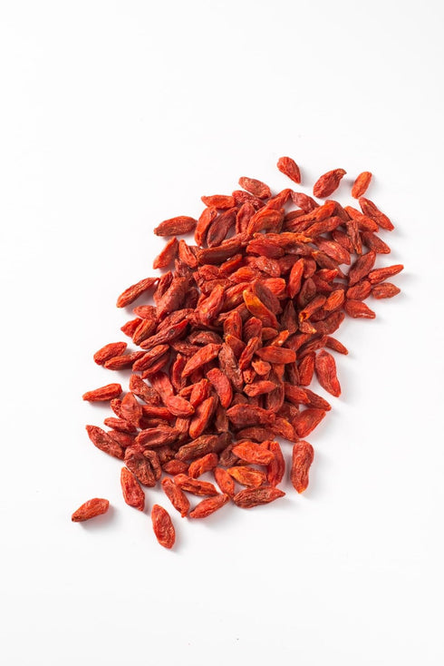 7 (Pack 1) Made In Nature Organic Goji Berries, Ounce of Vegan Snack, Non-GMO, Unsulfured, Gluten Free