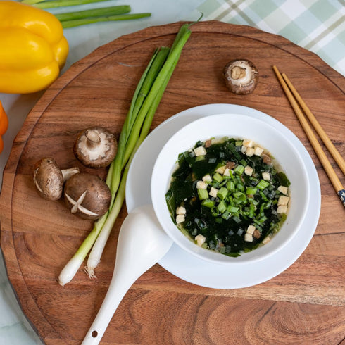 26g Packets, 4-Pack, (2.8 Oz 80g 4), Space Soup Instant Soup, Plant-Based & Ready in Minutes / (Box of Tofu Wakame)