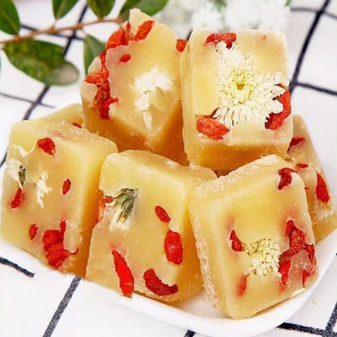 MIHUNTANG 10.58 Oz/300g Packing Chrysanthemum Goji Rock Sugar Tea Individual Rock Sugar Cubes With Chrysanthemum Sweet