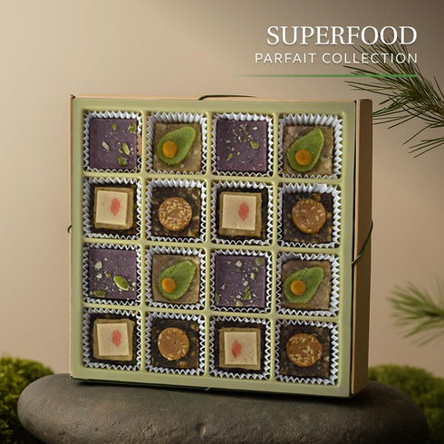 (16 Laumire Gourmet Fruits - Dried Fruit Gift Baskets - Superfood Parfait Collection - Square Pcs) - Premium Nuts Gift