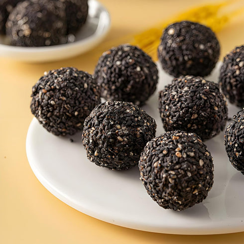 BAYUEDEGUA 100g/3.52oz Mulberry+Black 10 -Sandwich Black Sesame Pill Black Sesame+Black Beans+Black Rice+Black Goji