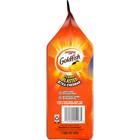 10 Oz Goldfish Crackers, Flavor Blasted Xtra Cheddar Crackers, Family Size, Bag
