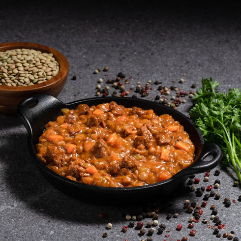 OMEALS Lentils with Beef MRE | Sustainable Premium Outdoor Food | Extended Shelf Life | Fully Cooked w/Heater | No