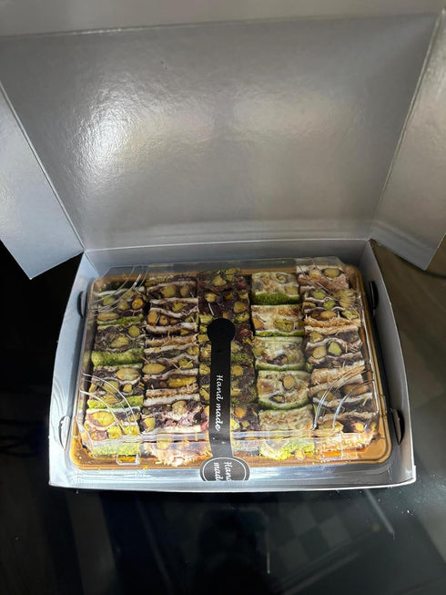Generic 4 (17.6 (500 Turkish delight with mix of flavours ounces gr): Powdered Pistachio Crumb Baklava, Kadayif