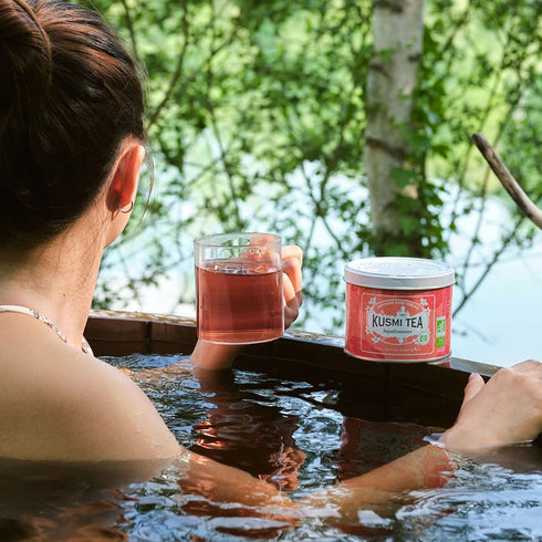 Kusmi Tea AquaSummer, Organic Blend of Hibiscus, Apple, Apricot & Peach, Caffeine Free Herbal Tea, 3.5 oz Tin