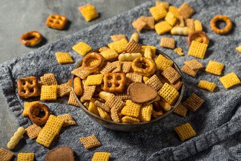 A Blend Above Asiago Roasted Garlic Cracker/Pretzel Seasoning, 3 pack, Gourmet Cracker and Pretzel Seasoning, Easy to Make, Makes 2 Sleeves of Crackers or 2 Bags Oyster Crackers, Makes 1 Bag of Pretzels, All Natural, No Msg, No Preservatives, Low Sodium,