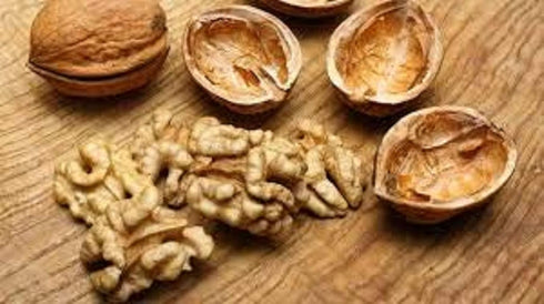 (2.5 Lbs.) 3 In Shell Walnuts - Large Natural California Walnuts - Great Source of Omega - Fresh New Crop - Bursting