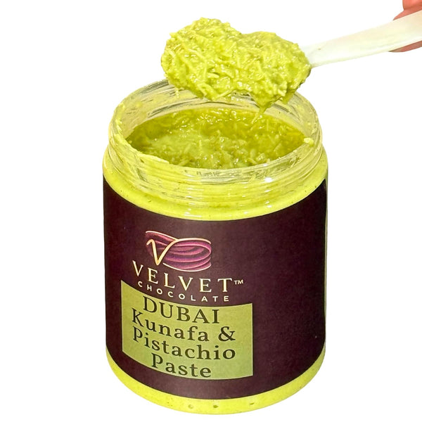 Pistachio and Kunafa Filling. Dubai Chocolate Pistachio Cream with Crispy Kataifi |