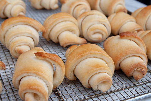 12 Mom's Place Gluten-Free Crescent Roll Mix, Soft & Fluffy Rolls, Dairy Free, Nut Free, Soy Free, Non-GMO, servings