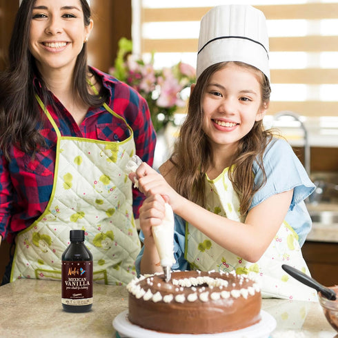 Naku Mexican Vanilla Extract, Pure and Traditional with Vanilla Bean for Baking and Desserts