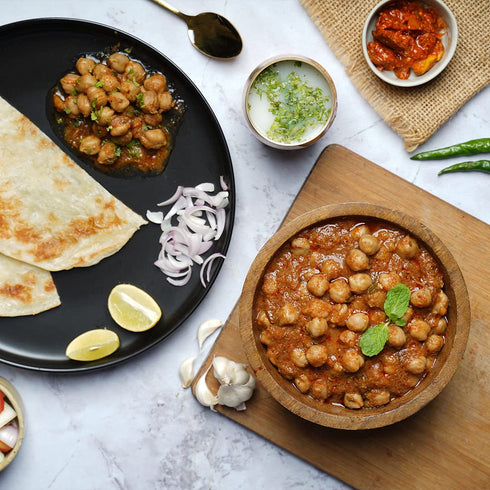 1932, Pack 5 Ashoka Indian Entrees Vegan Savory Chickpeas, All-Natural, Heat & Serve Instant Meals, Punjabi Choley