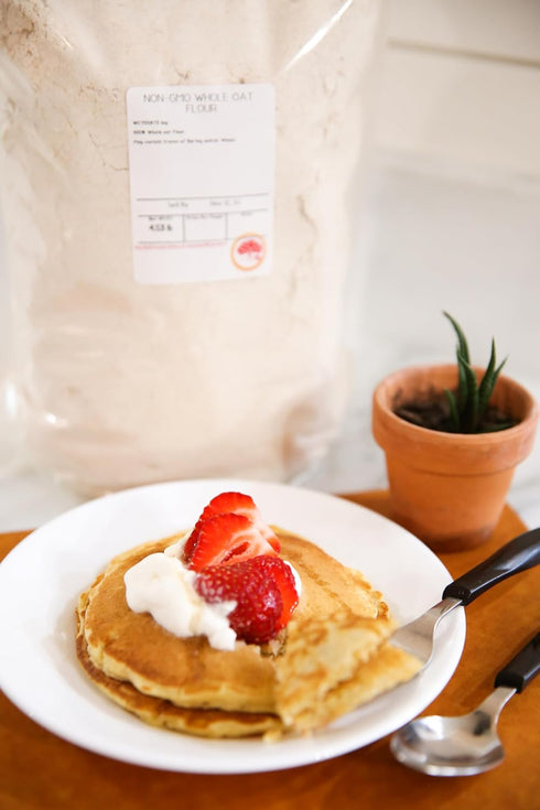 7 Kauffman Orchards Whole Oat Flour In Bulk, Pound Bag
