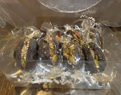 7 oz Organic Medjool Stuffed Date with Nuts : Assorted Almond, Pistachios, Sesame Seeds