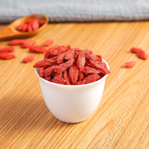 12.5Oz/354g,Selected Berry.100% Premium Dried Goji Berries Goji Natural & No Additives for Tea,Baking.